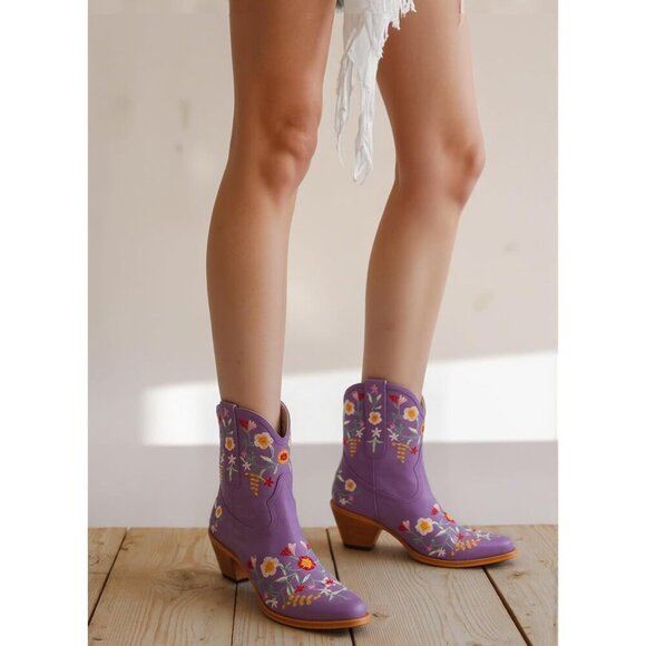 Women's Flower Embroidered Chunky Heel Ankle Snip Square Toe Western Purple Boot - Picture 2 of 8